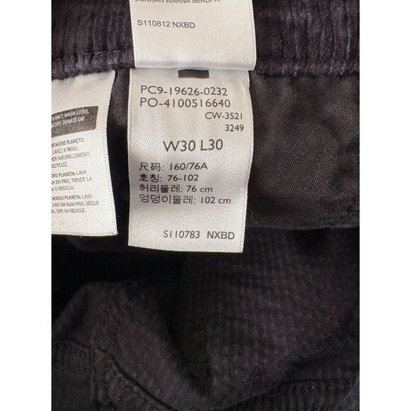Levi's Womens 311 SHAPING SKINNY CORDUROY PANTS  Size 30 Soft‎ Black - Picture 9 of 11